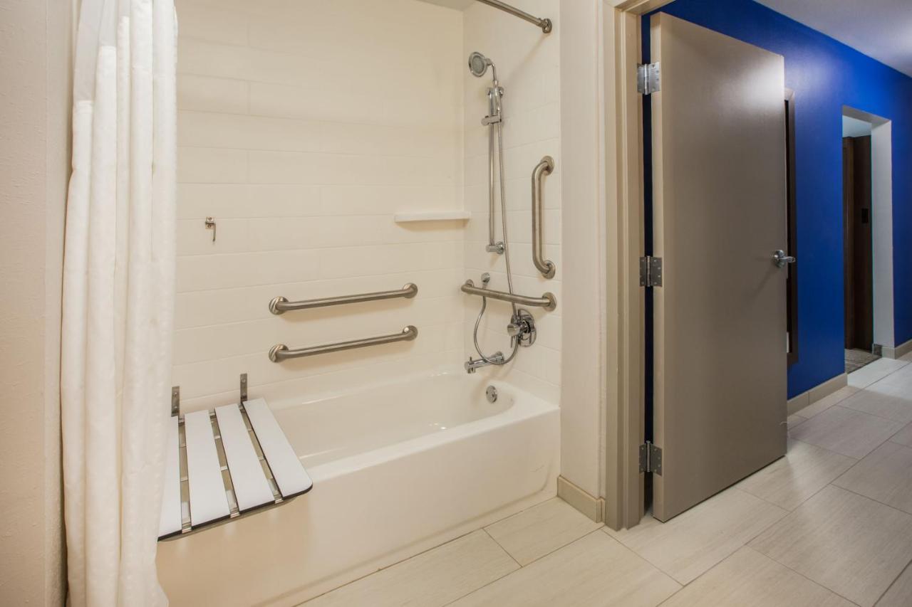 Holiday Inn Express - Blair By Ihg Eksteriør billede