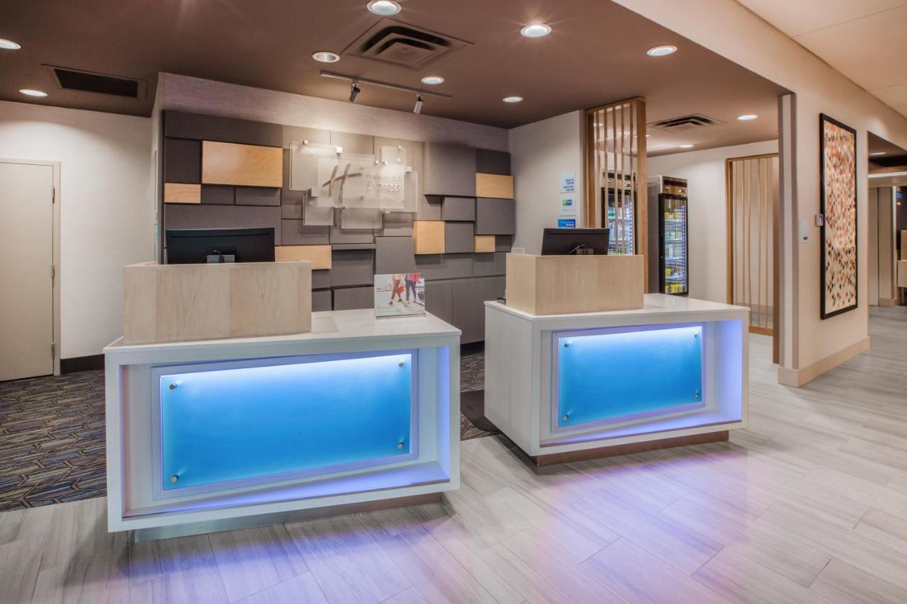 Holiday Inn Express - Blair By Ihg Eksteriør billede